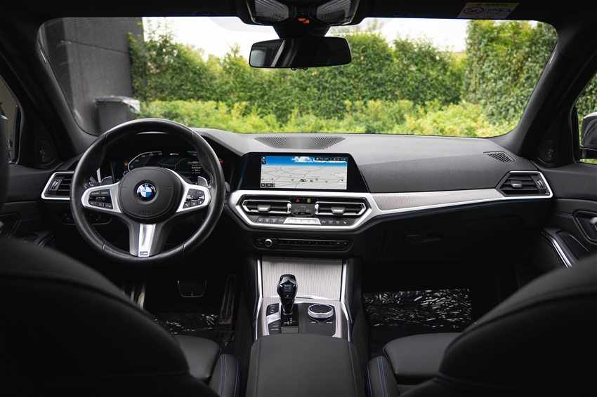 BMW 330e berline M-Sport